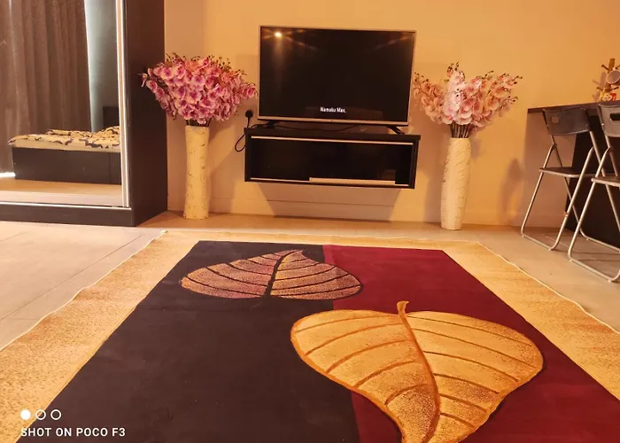 Cozy Unit- Bell Suites- Horizon Suites- Wifi- Netflix- Parking Swimming Pool- Klia