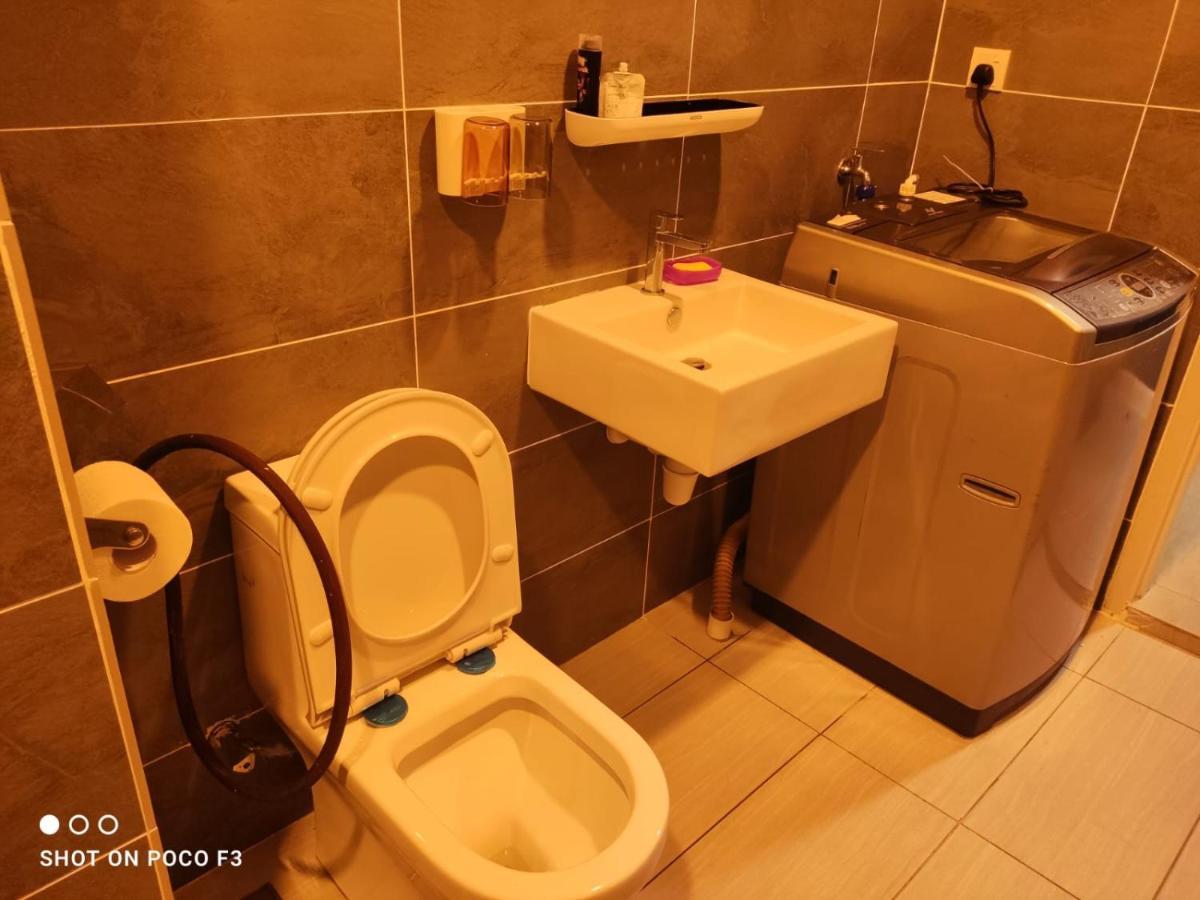 Cozy Unit- Bell Suites- Horizon Suites- Wifi- Netflix- Parking Swimming Pool- Klia Apartment Sepang