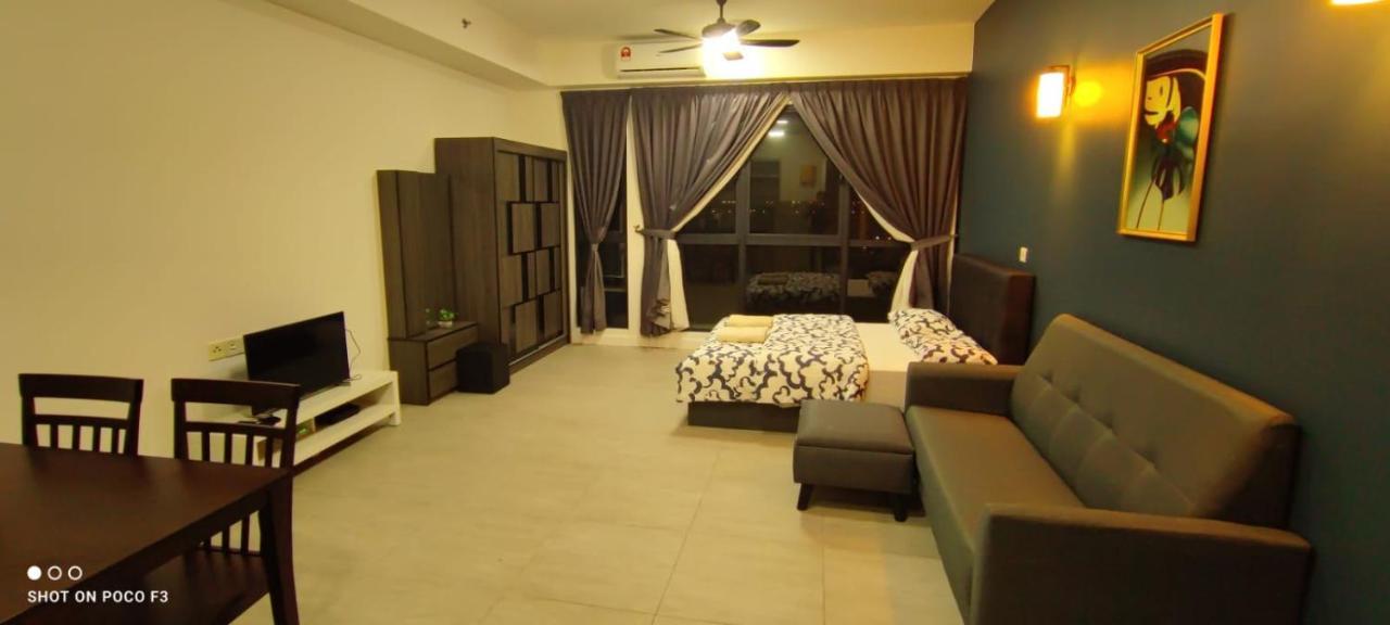 Cozy Unit- Bell Suites- Horizon Suites- Wifi- Netflix- Parking Swimming Pool- Klia Apartment *