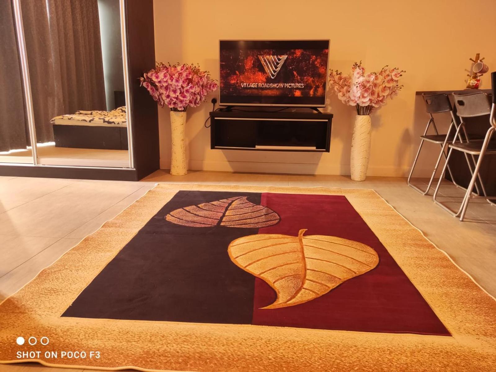 Cozy Unit- Bell Suites- Horizon Suites- Wifi- Netflix- Parking Swimming Pool- Klia
