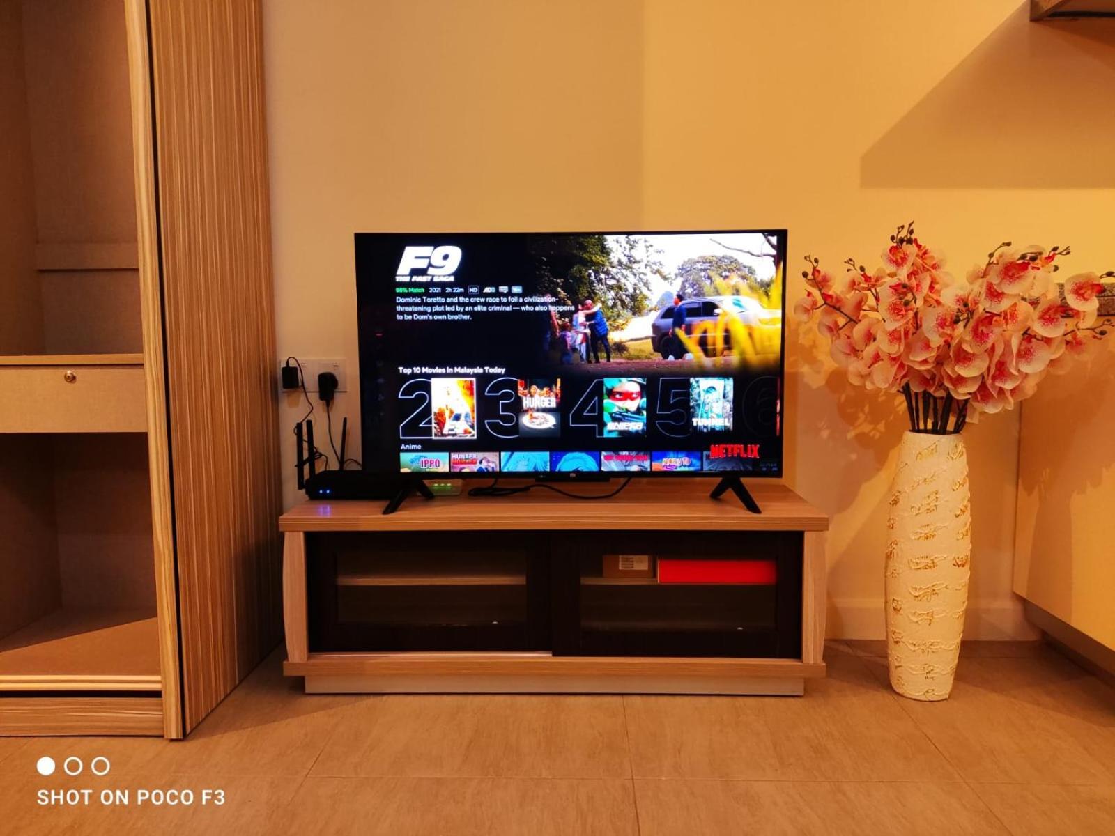 Cozy Unit- Bell Suites- Horizon Suites- Wifi- Netflix- Parking Swimming Pool- Klia * Sepang